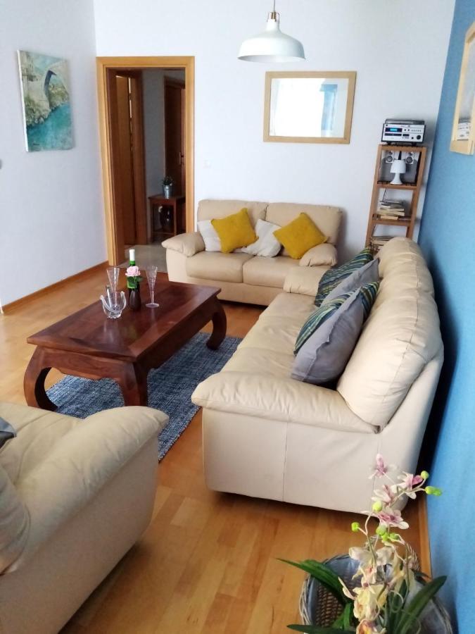 Apartman Mikola With Sea View Trogir Exteriör bild